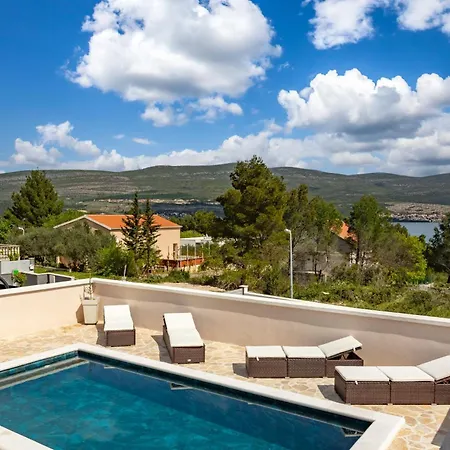 In Mit Privatem Pool Σπίτι διακοπών Pridraga